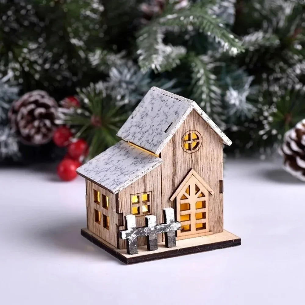 Maison de Noël LED en bois – photo 3